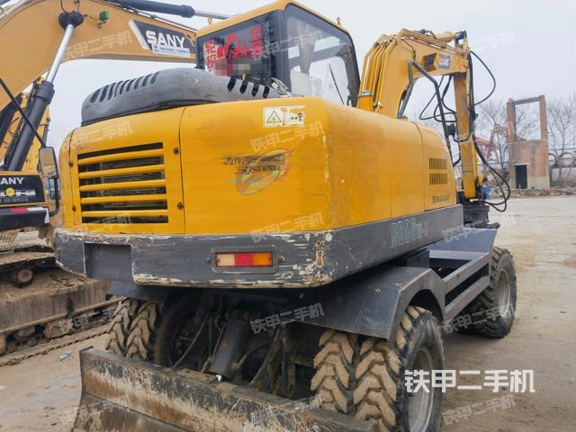 整機(jī)右后45°(整機(jī)外觀) 整機(jī)右后45°(整機(jī)外觀)