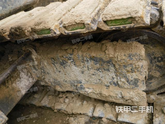 單側(cè)履帶整體（整機(jī)外觀）