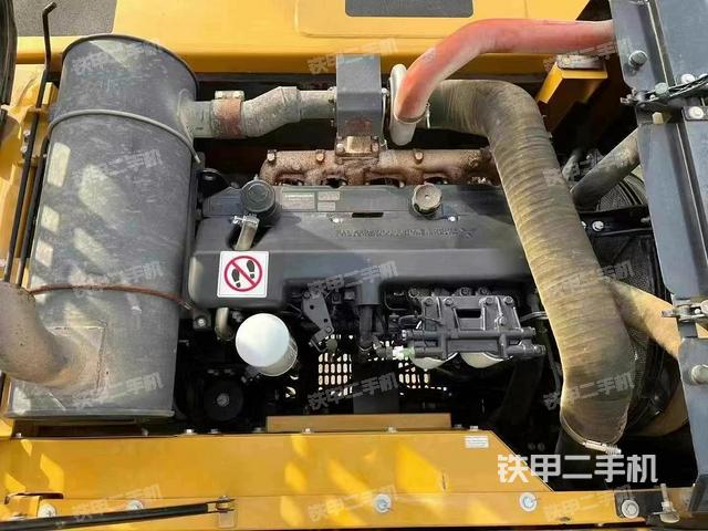 發(fā)動機整體俯視(整機外觀) 發(fā)動機整體俯視(整機外觀)