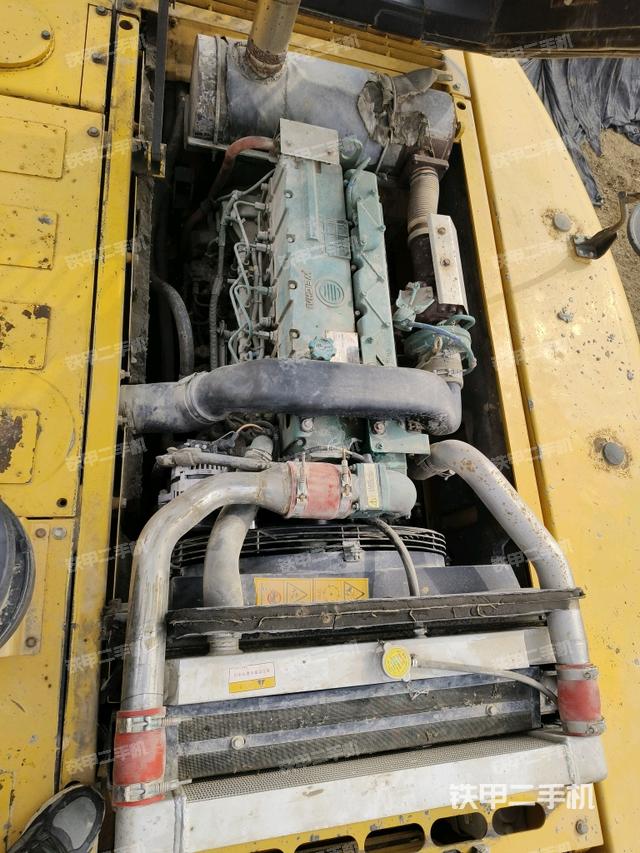 發(fā)動(dòng)機(jī)室(上車部件) 發(fā)動(dòng)機(jī)室(上車部件)