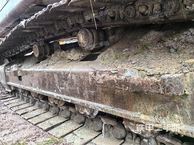 单侧履带整体（整机外观）