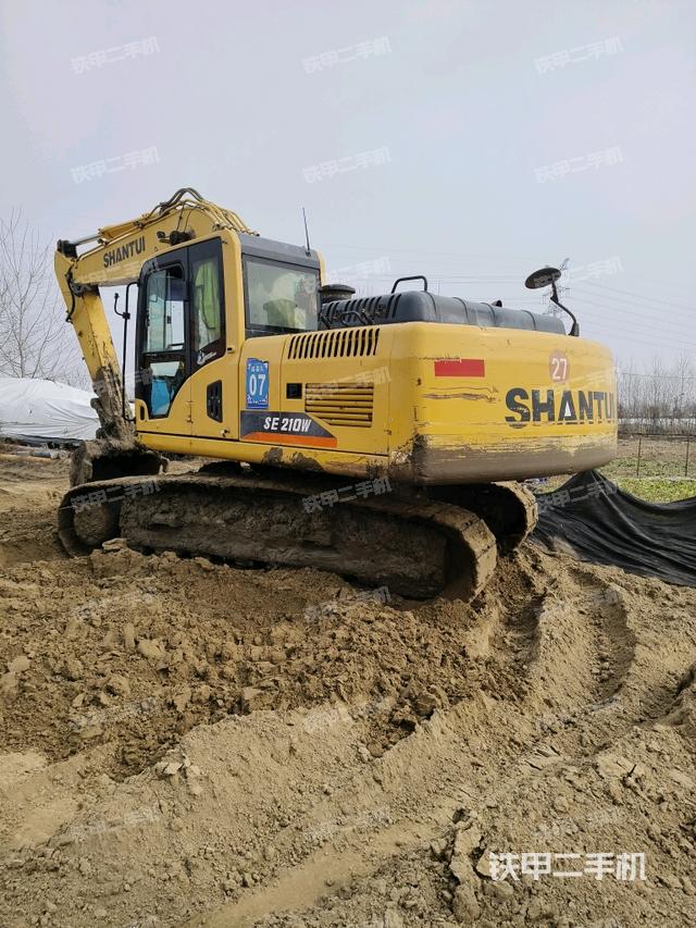 左后45(整機(jī)外觀) 左后45(整機(jī)外觀)