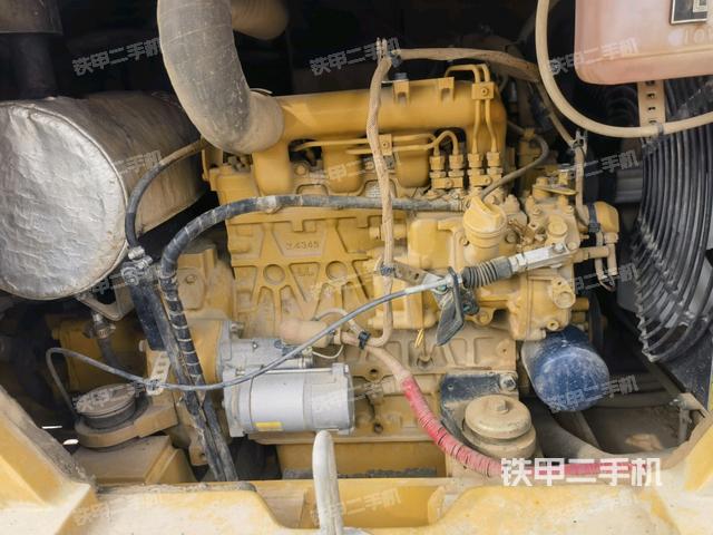 發(fā)動(dòng)機(jī)整體俯視（整機(jī)外觀）