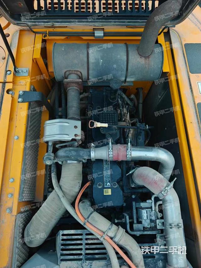 發(fā)動機整體俯視（整機外觀）