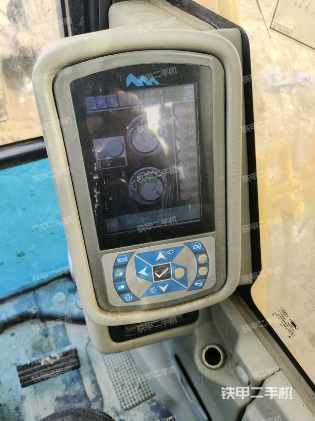 顯示屏?(駕駛室部分) 顯示屏?(駕駛室部分)