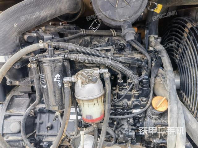 發(fā)動(dòng)機(jī)整體俯視（整機(jī)外觀）