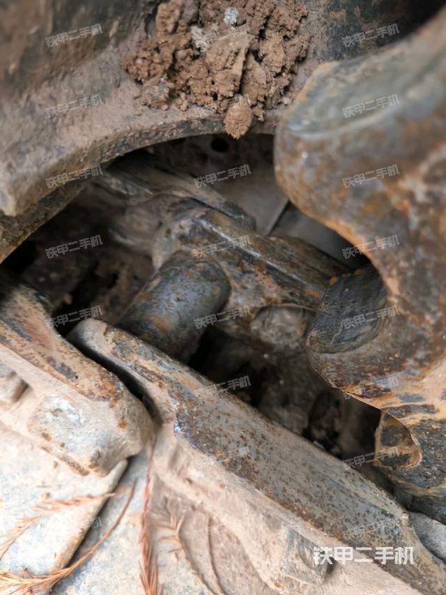 單側(cè)履帶整體（整機(jī)外觀）