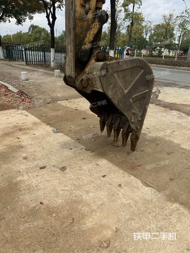 鏟斗45度（工作和回轉(zhuǎn)裝置）