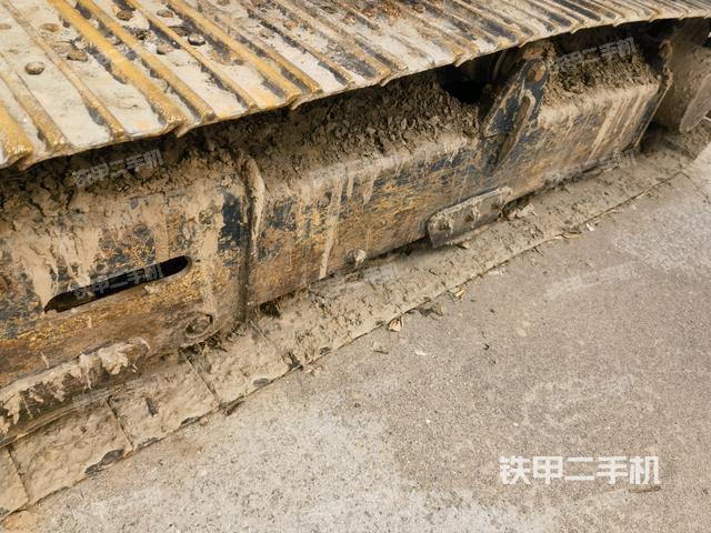 單側(cè)履帶整體（整機(jī)外觀）