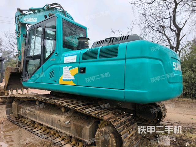 整機右后45°（整機外觀）