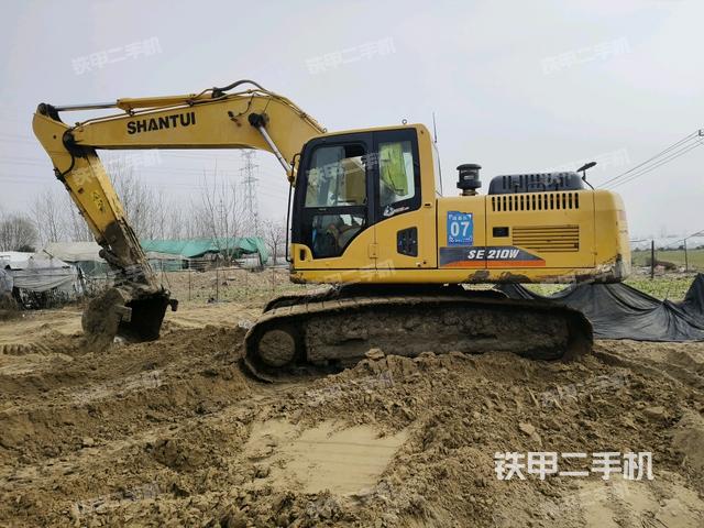 右后45(整機(jī)外觀) 右后45(整機(jī)外觀)