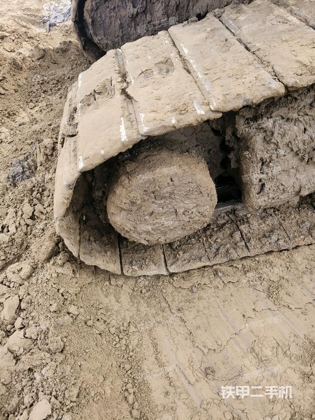 右側(cè)行走馬達(dá)蓋板(行走機(jī)構(gòu)) 右側(cè)行走馬達(dá)蓋板(行走機(jī)構(gòu))