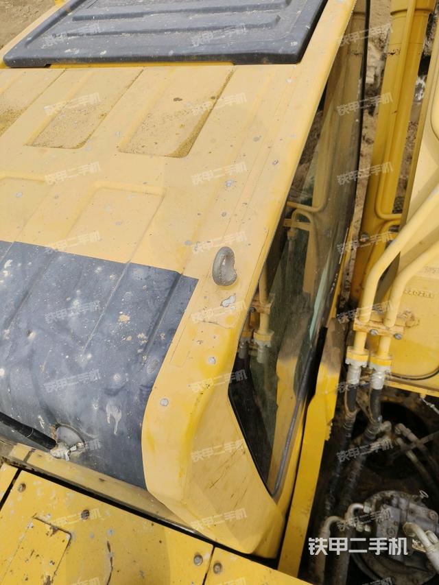 駕駛室頂部俯視(上車部件) 駕駛室頂部俯視(上車部件)