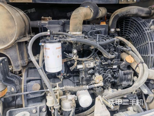 發(fā)動機整體俯視（整機外觀）