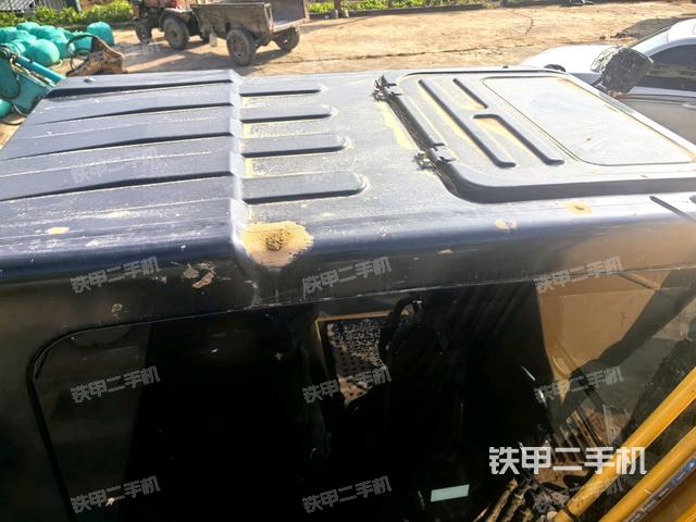 駕駛室頂部俯視（上車部件）