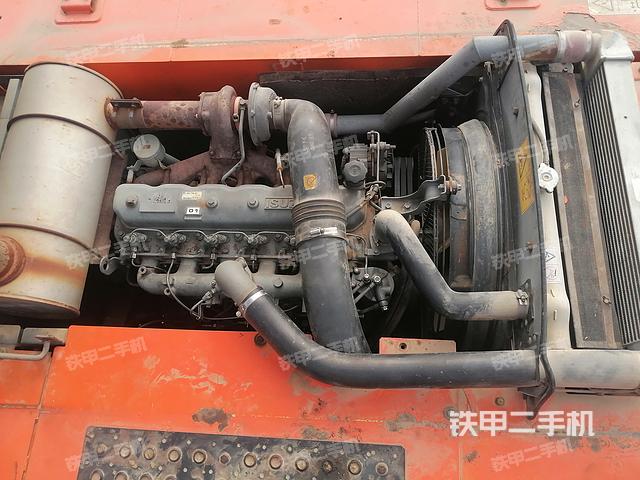 发动机整体俯视（整机外观）