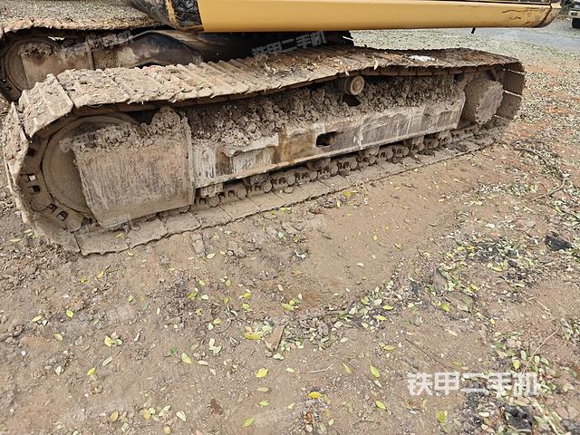 单侧履带整体（整机外观）