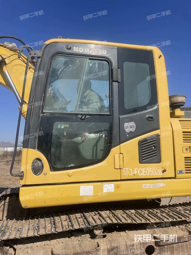 駕駛室頂部（整機(jī)外觀）