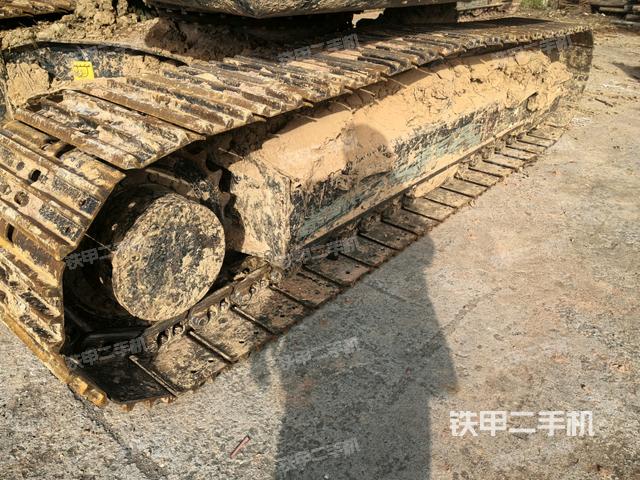 左側履帶整體?（行走機構）