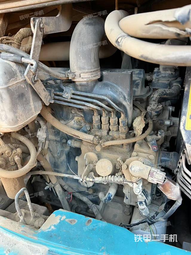 發(fā)動(dòng)機(jī)整體俯視（整機(jī)外觀）