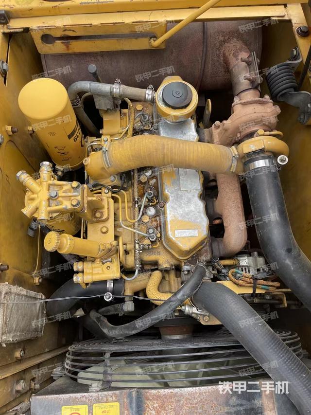 发动机整体俯视（整机外观）