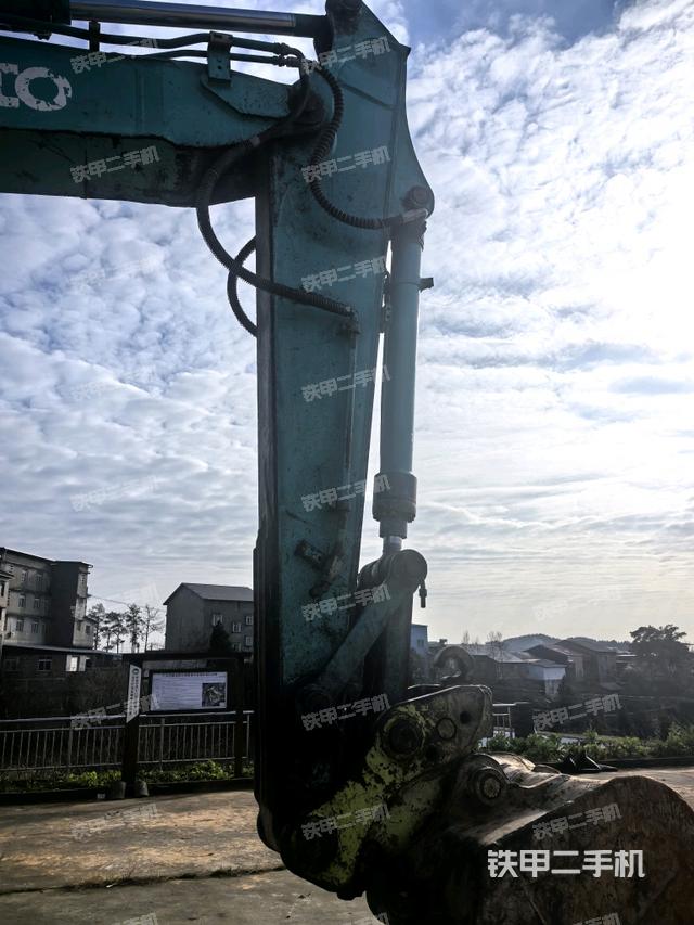 小臂整體左后（工作和回轉(zhuǎn)裝置）