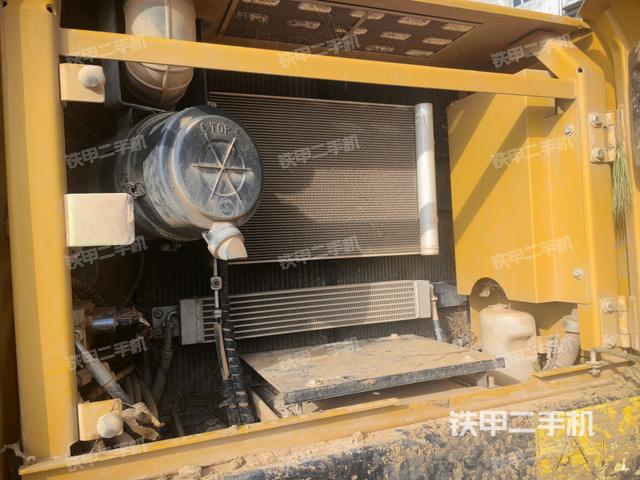 散熱器正面（大件艙室）