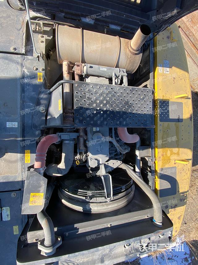 發(fā)動機整體俯視（整機外觀）