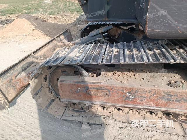 单侧履带整体（整机外观）