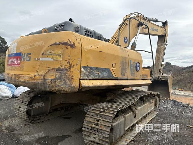 右后45(整機(jī)外觀) 右后45(整機(jī)外觀)