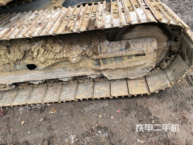 右側(cè)行走馬達蓋板（行走機構(gòu)）