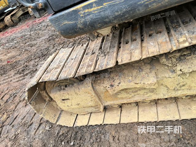 左側(cè)履帶整體?（行走機(jī)構(gòu)）