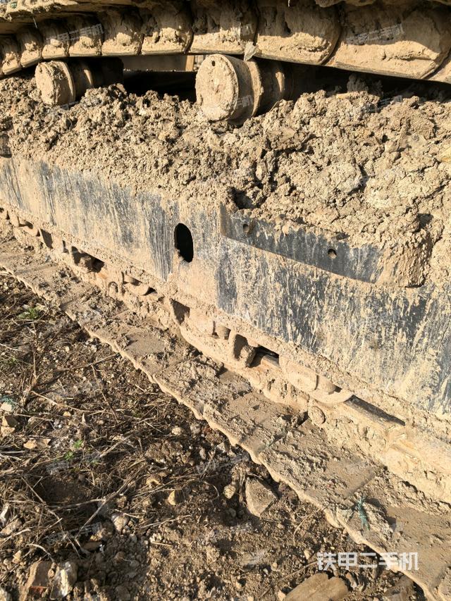 右側履帶整體（行走機構）