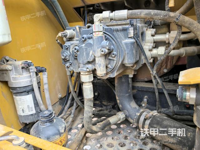 液壓泵室（大件艙室）