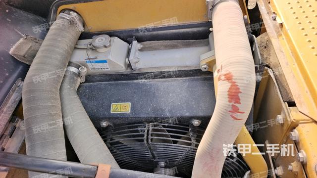 水箱+風(fēng)扇特寫(上車部件) 水箱+風(fēng)扇特寫(上車部件)