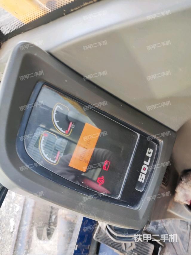 顯示屏?(駕駛室部分) 顯示屏?(駕駛室部分)