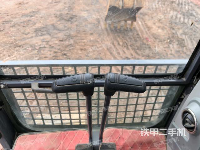 座椅左側(cè)控制臺/音響/含左手柄（駕駛室部分）