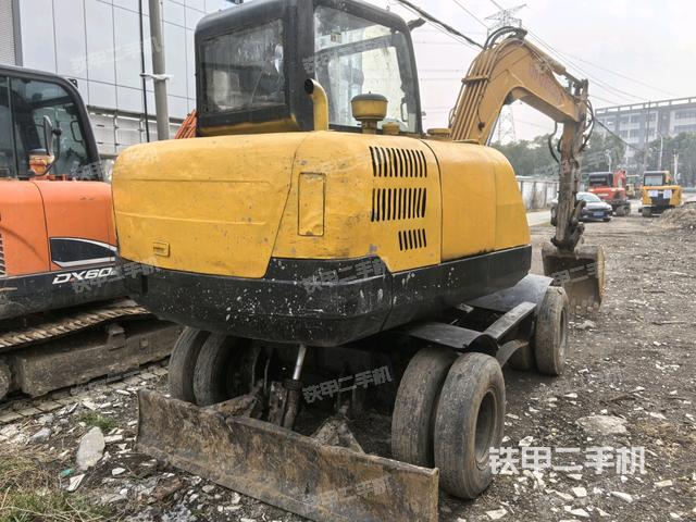 整機右后45°（整機外觀）