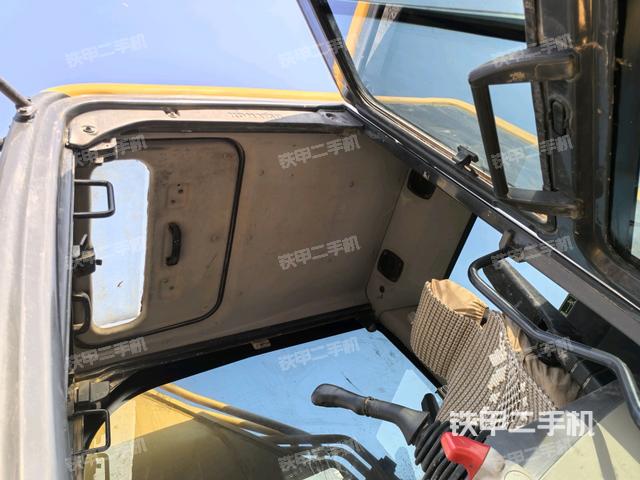 頂棚整體（駕駛室部分）