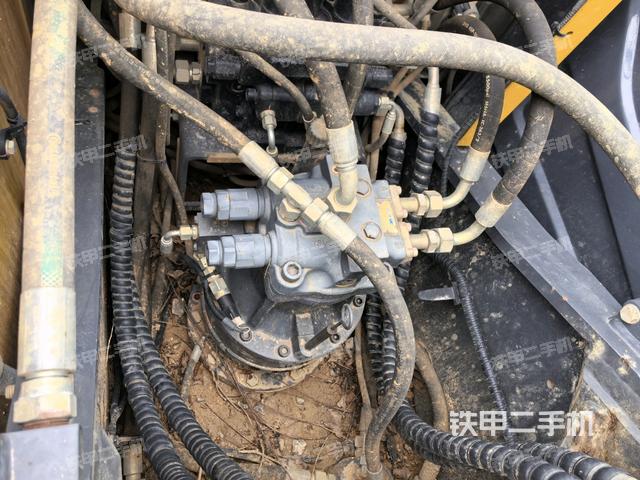 發(fā)動機(jī)室（上車部件）