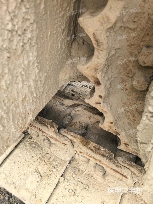 右導(dǎo)向輪（行走機(jī)構(gòu)）