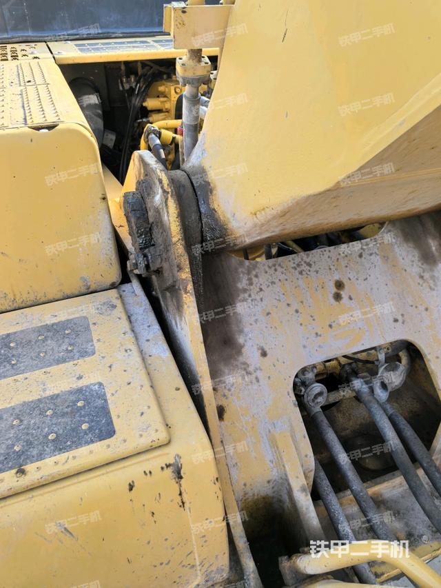 大臂根部?斜視（工作和回轉裝置）