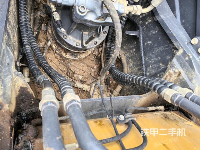 駕駛室頂部俯視（上車部件）