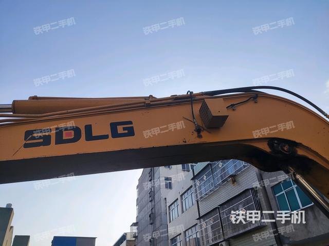 小臂整體右前(工作和回轉(zhuǎn)裝置) 小臂整體右前(工作和回轉(zhuǎn)裝置)