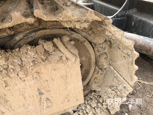 左導(dǎo)向輪（行走機(jī)構(gòu)）