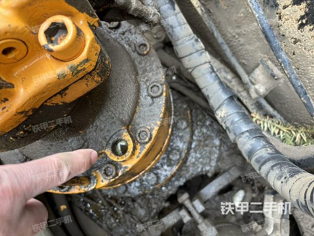 回轉(zhuǎn)馬達(dá)(上車(chē)部件) 回轉(zhuǎn)馬達(dá)(上車(chē)部件)