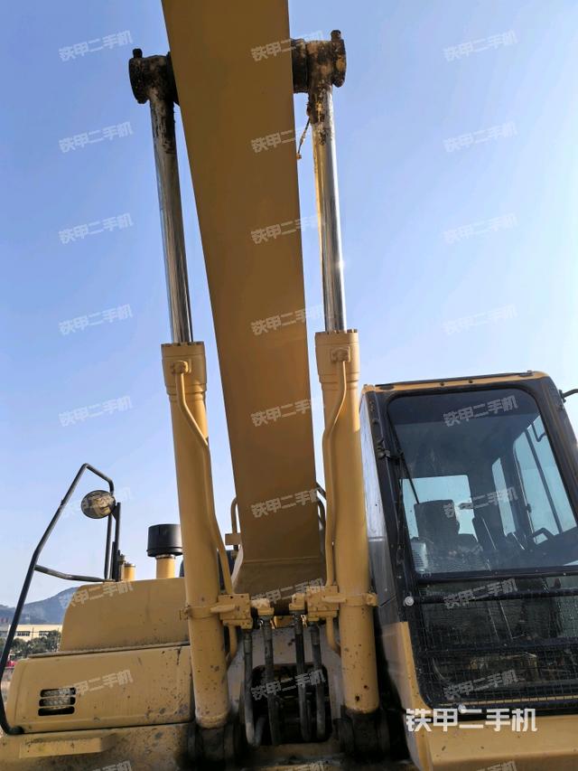 大臂油缸整體?豎拍（工作和回轉裝置）