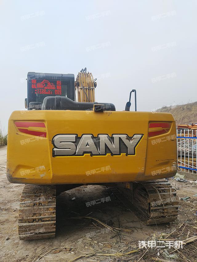 整機(jī)右后45°(整機(jī)外觀) 整機(jī)右后45°(整機(jī)外觀)