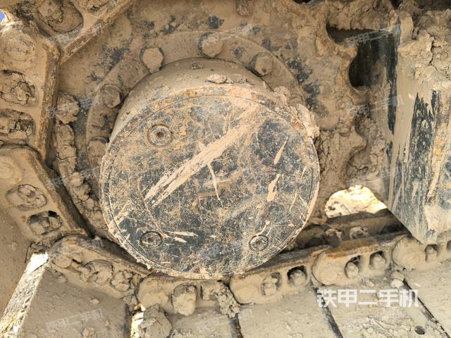 左側(cè)行走馬達(dá)蓋板（行走機(jī)構(gòu)）