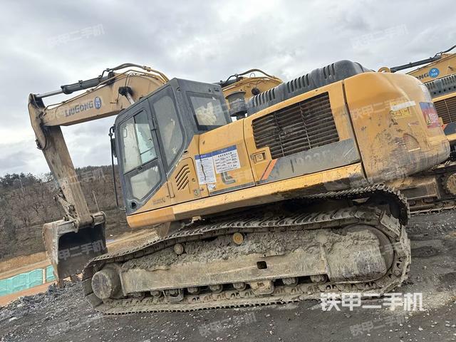 左后45(整機(jī)外觀) 左后45(整機(jī)外觀)